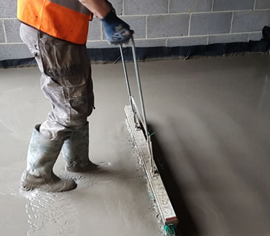 FLOOR SCREEDING